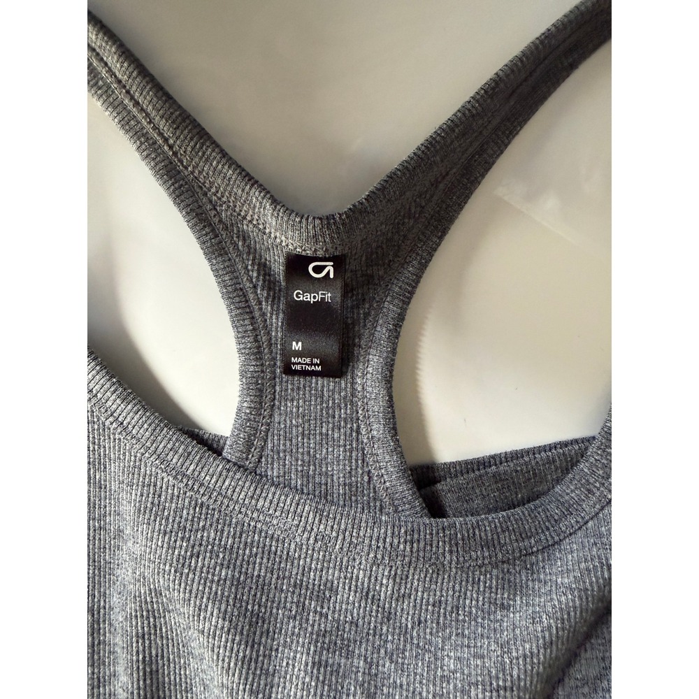 GapFit Women's Gray Ribbed Racerback Tank Top Size M Athletic - Picture 3 of 4